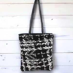 Black & White Chunky Knit Tote
